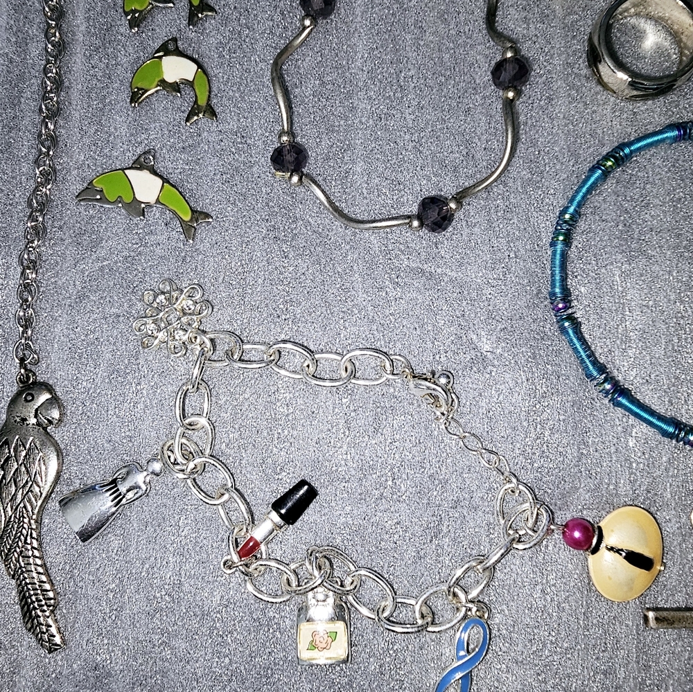 **SOLD**Various Jewelry